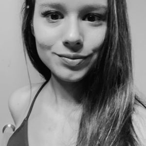 Meet your Posher, Alejandra